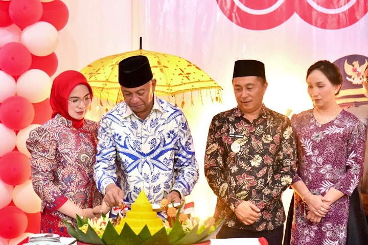 Bupati dan Wabup Boltim Gelar Jamuan Kenegaraan HUT RI ke-80